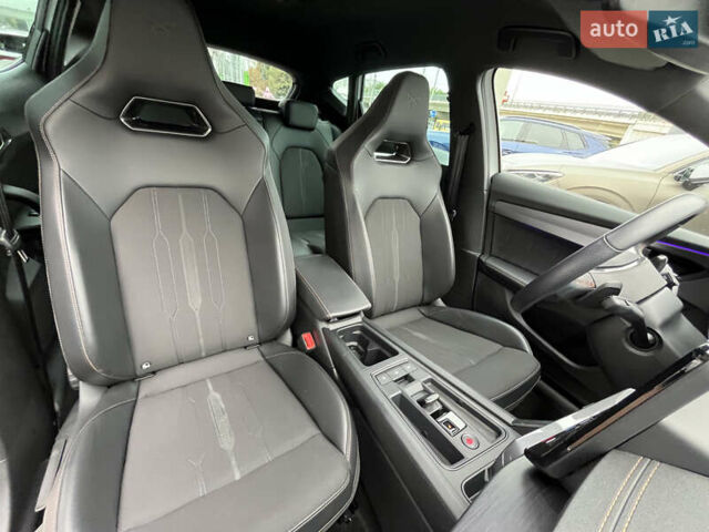 Белый Cupra Formentor, объемом двигателя 1.98 л и пробегом 19 тыс. км за 44028 $, фото 21 на Automoto.ua