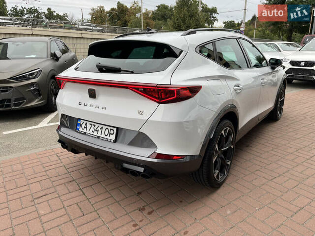 Белый Cupra Formentor, объемом двигателя 1.98 л и пробегом 19 тыс. км за 44028 $, фото 6 на Automoto.ua