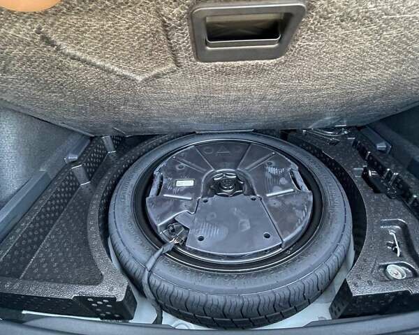 Білий Cupra Formentor, об'ємом двигуна 1.98 л та пробігом 5 тис. км за 41000 $, фото 16 на Automoto.ua