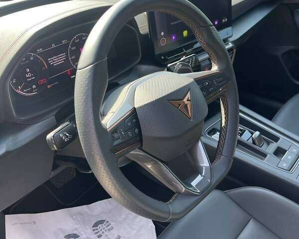 Білий Cupra Formentor, об'ємом двигуна 1.98 л та пробігом 5 тис. км за 41000 $, фото 11 на Automoto.ua
