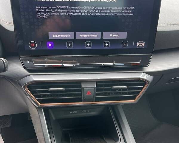 Белый Cupra Formentor, объемом двигателя 1.98 л и пробегом 14 тыс. км за 38698 $, фото 15 на Automoto.ua