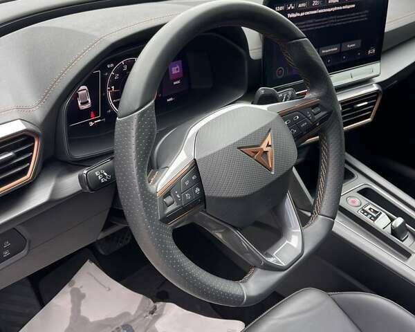 Белый Cupra Formentor, объемом двигателя 1.98 л и пробегом 14 тыс. км за 38698 $, фото 11 на Automoto.ua