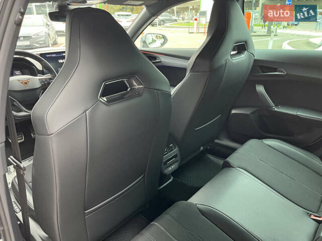 Белый Cupra Formentor, объемом двигателя 1.98 л и пробегом 18 тыс. км за 42727 $, фото 13 на Automoto.ua