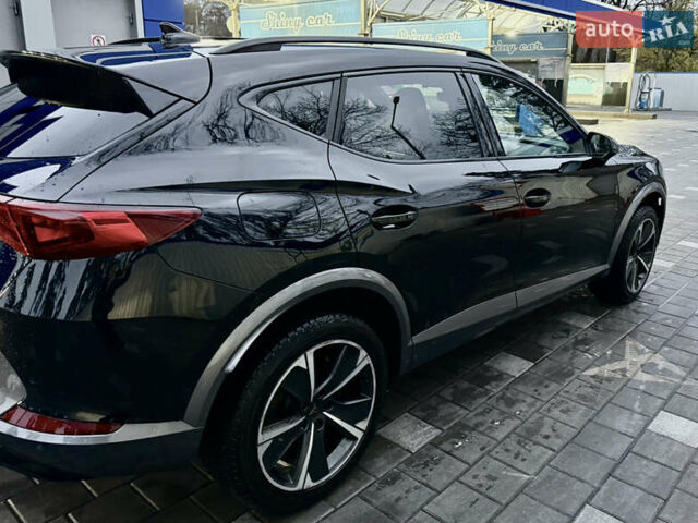 Черный Cupra Formentor, объемом двигателя 2 л и пробегом 60 тыс. км за 32000 $, фото 5 на Automoto.ua