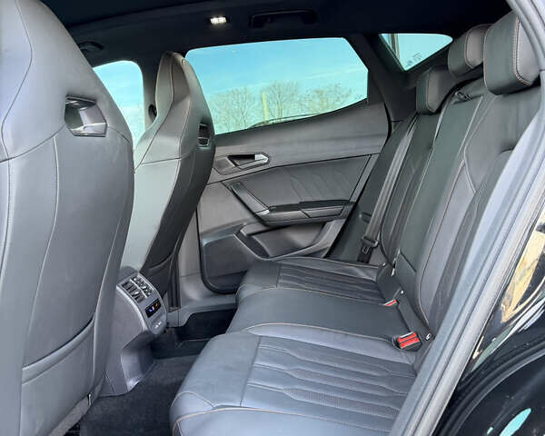 Черный Cupra Formentor, объемом двигателя 1.98 л и пробегом 40 тыс. км за 36999 $, фото 43 на Automoto.ua