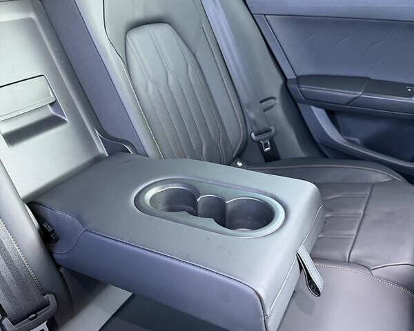 Черный Cupra Formentor, объемом двигателя 1.98 л и пробегом 40 тыс. км за 36999 $, фото 44 на Automoto.ua