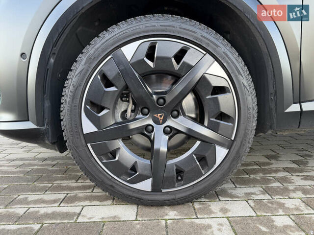 Черный Cupra Formentor, объемом двигателя 1.98 л и пробегом 40 тыс. км за 36999 $, фото 47 на Automoto.ua