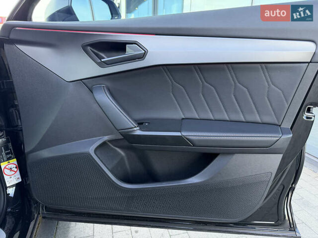 Черный Cupra Formentor, объемом двигателя 1.98 л и пробегом 40 тыс. км за 36999 $, фото 37 на Automoto.ua