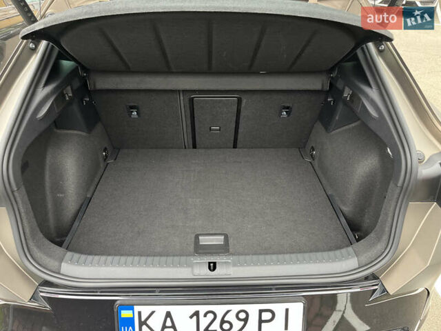 Коричневый Cupra Formentor, объемом двигателя 1.97 л и пробегом 3 тыс. км за 41395 $, фото 4 на Automoto.ua