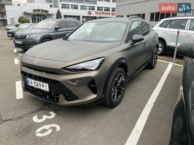 Коричневый Cupra Formentor, объемом двигателя 1.97 л и пробегом 3 тыс. км за 41395 $, фото 1 на Automoto.ua