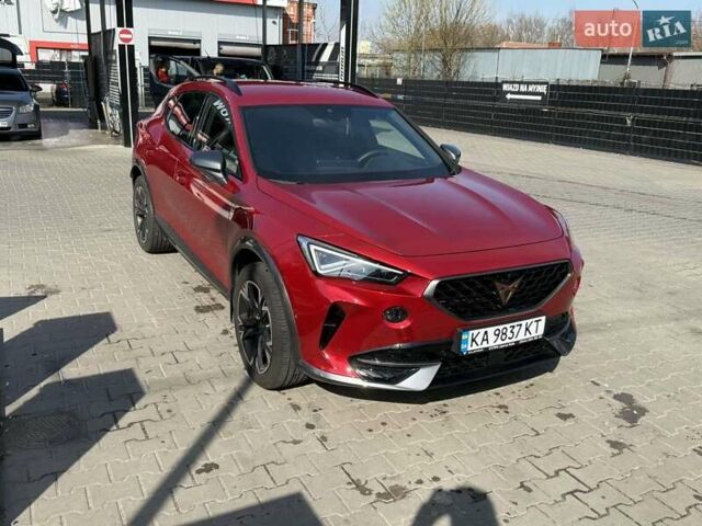 Красный Cupra Formentor, объемом двигателя 1.97 л и пробегом 24 тыс. км за 40900 $, фото 1 на Automoto.ua