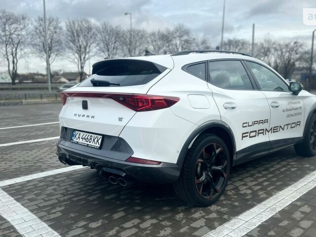 Cupra Formentor, об'ємом двигуна 1.98 л та пробігом 0 тис. км за 42292 $, фото 4 на Automoto.ua