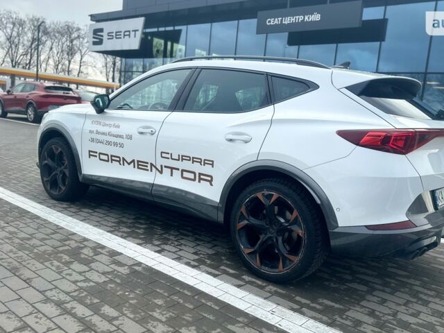 Cupra Formentor, об'ємом двигуна 1.98 л та пробігом 0 тис. км за 42292 $, фото 6 на Automoto.ua