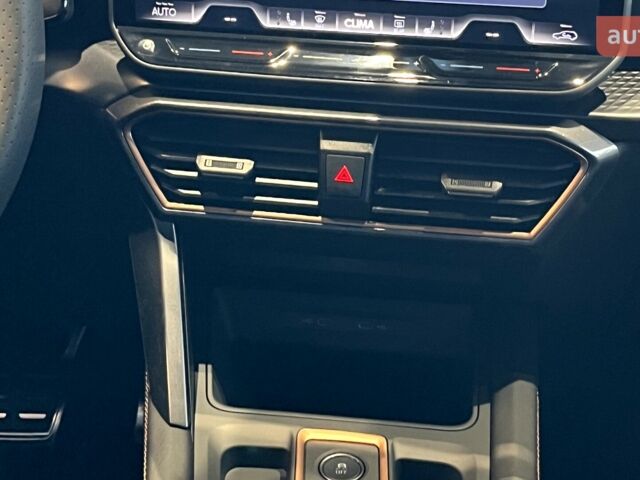 Cupra Formentor, об'ємом двигуна 1.97 л та пробігом 0 тис. км за 41129 $, фото 13 на Automoto.ua