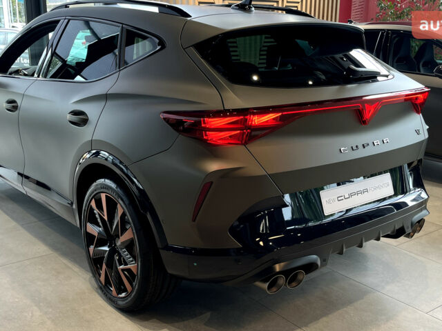 Cupra Formentor, об'ємом двигуна 1.98 л та пробігом 0 тис. км за 59228 $, фото 4 на Automoto.ua