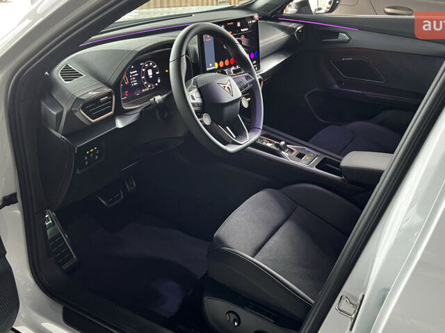 Cupra Formentor, объемом двигателя 1.98 л и пробегом 0 тыс. км за 54346 $, фото 6 на Automoto.ua