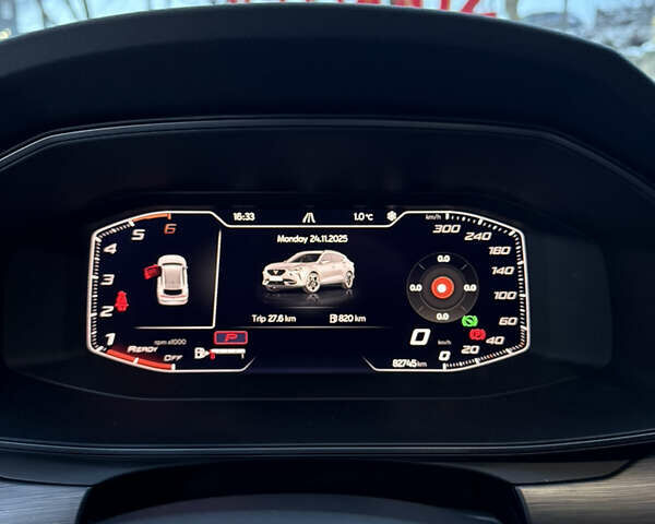 Серый Cupra Formentor, объемом двигателя 2 л и пробегом 82 тыс. км за 31900 $, фото 12 на Automoto.ua