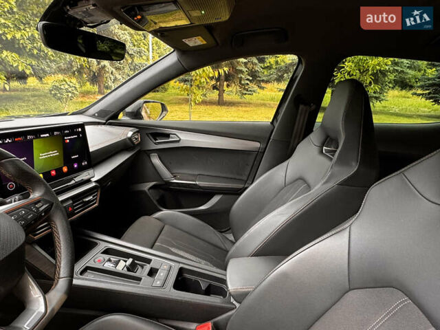 Сірий Cupra Formentor, об'ємом двигуна 1.98 л та пробігом 46 тис. км за 21500 $, фото 11 на Automoto.ua