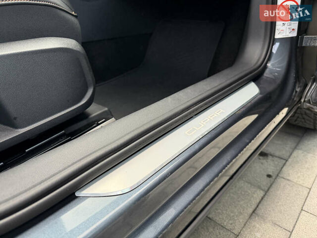 Серый Cupra Formentor, объемом двигателя 1.97 л и пробегом 26 тыс. км за 35500 $, фото 35 на Automoto.ua