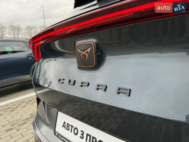 Серый Cupra Formentor, объемом двигателя 1.97 л и пробегом 26 тыс. км за 35500 $, фото 9 на Automoto.ua