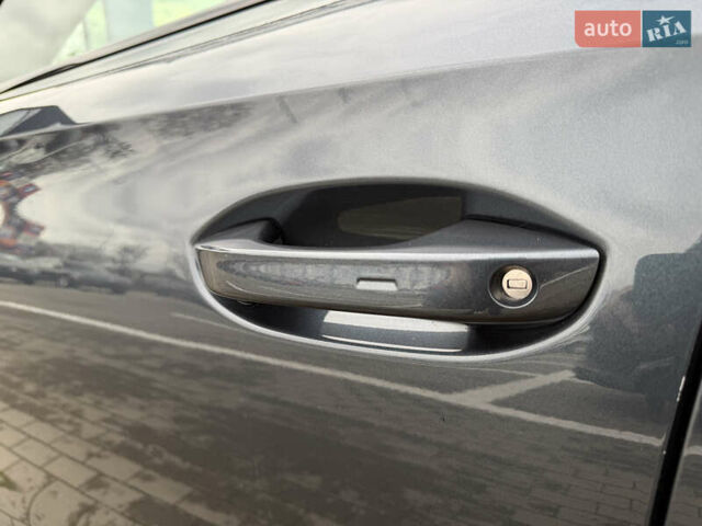 Серый Cupra Formentor, объемом двигателя 1.97 л и пробегом 26 тыс. км за 35500 $, фото 51 на Automoto.ua