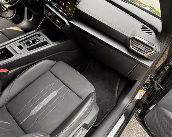 Сірий Cupra Formentor, об'ємом двигуна 1.98 л та пробігом 46 тис. км за 21500 $, фото 8 на Automoto.ua