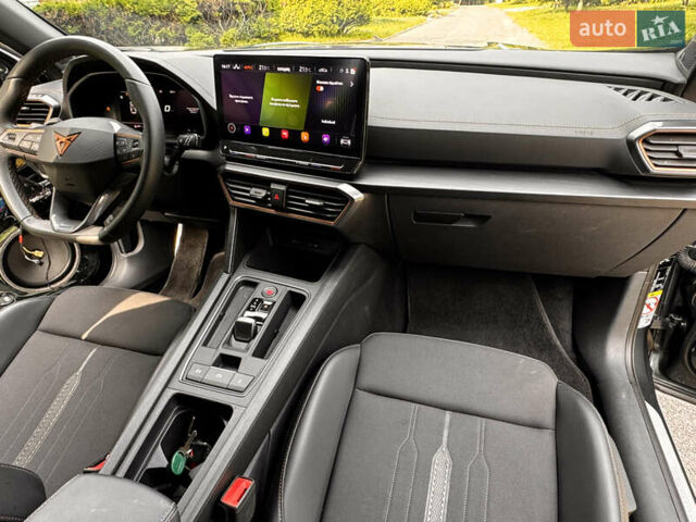 Сірий Cupra Formentor, об'ємом двигуна 1.98 л та пробігом 46 тис. км за 21500 $, фото 5 на Automoto.ua