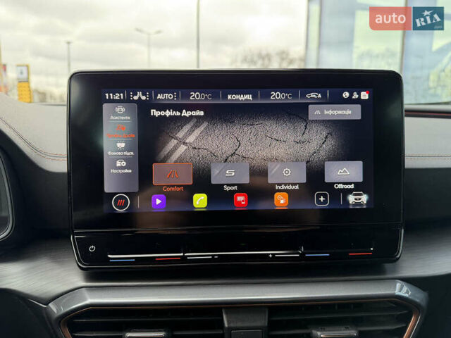 Серый Cupra Formentor, объемом двигателя 1.97 л и пробегом 26 тыс. км за 35500 $, фото 44 на Automoto.ua