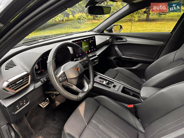 Серый Cupra Formentor, объемом двигателя 1.98 л и пробегом 48 тыс. км за 23500 $, фото 5 на Automoto.ua
