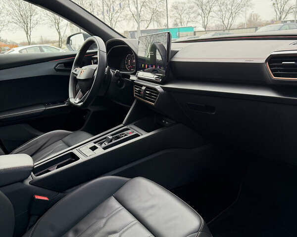 Серый Cupra Formentor, объемом двигателя 1.98 л и пробегом 40 тыс. км за 39500 $, фото 48 на Automoto.ua