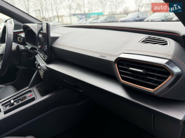 Серый Cupra Formentor, объемом двигателя 1.98 л и пробегом 40 тыс. км за 39500 $, фото 49 на Automoto.ua