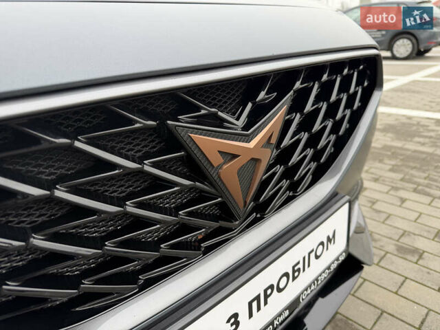 Серый Cupra Formentor, объемом двигателя 1.98 л и пробегом 40 тыс. км за 39500 $, фото 6 на Automoto.ua