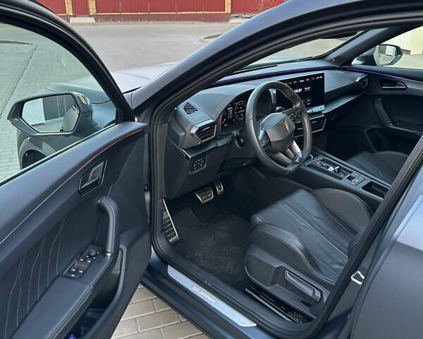 Серый Cupra Formentor, объемом двигателя 1.98 л и пробегом 16 тыс. км за 47900 $, фото 10 на Automoto.ua