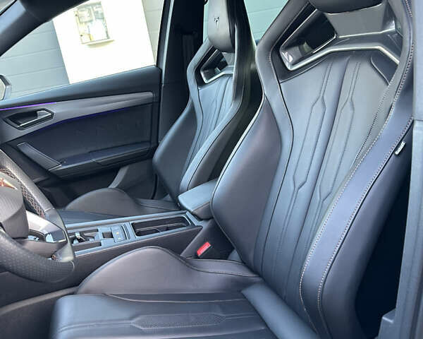 Серый Cupra Formentor, объемом двигателя 1.98 л и пробегом 16 тыс. км за 47900 $, фото 8 на Automoto.ua