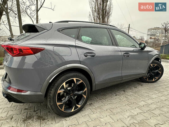 Серый Cupra Formentor, объемом двигателя 1.98 л и пробегом 45 тыс. км за 39000 $, фото 8 на Automoto.ua