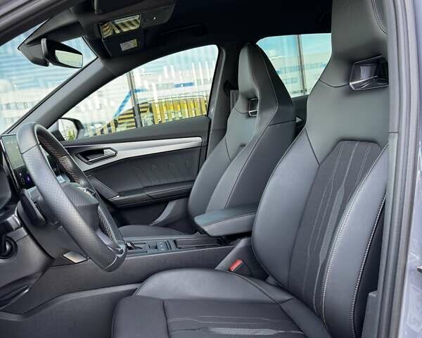 Серый Cupra Formentor, объемом двигателя 1.98 л и пробегом 5 тыс. км за 37500 $, фото 25 на Automoto.ua