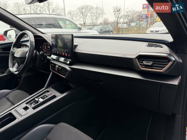 Синий Cupra Formentor, объемом двигателя 1.98 л и пробегом 47 тыс. км за 38700 $, фото 34 на Automoto.ua