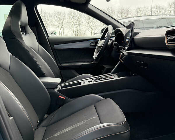 Синий Cupra Formentor, объемом двигателя 1.98 л и пробегом 47 тыс. км за 38700 $, фото 32 на Automoto.ua