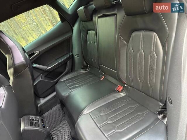 Зелений Cupra Formentor, об'ємом двигуна 1.97 л та пробігом 61 тис. км за 32000 $, фото 14 на Automoto.ua