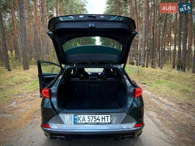 Зелений Cupra Formentor, об'ємом двигуна 1.97 л та пробігом 61 тис. км за 32000 $, фото 8 на Automoto.ua