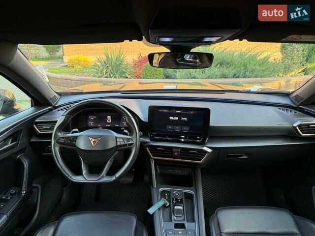 Зелений Cupra Formentor, об'ємом двигуна 1.97 л та пробігом 61 тис. км за 32000 $, фото 9 на Automoto.ua