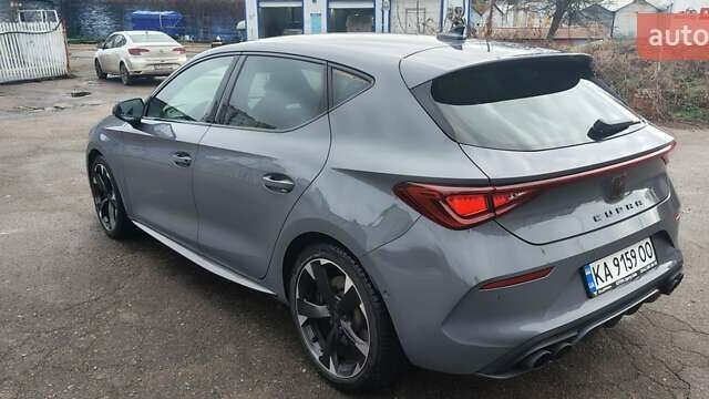 Сірий Cupra Leon, об'ємом двигуна 1.98 л та пробігом 15 тис. км за 35800 $, фото 2 на Automoto.ua