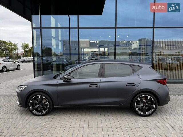 Серый Cupra Leon, объемом двигателя 1.98 л и пробегом 2 тыс. км за 41142 $, фото 12 на Automoto.ua