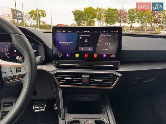 Серый Cupra Leon, объемом двигателя 1.98 л и пробегом 2 тыс. км за 41142 $, фото 49 на Automoto.ua