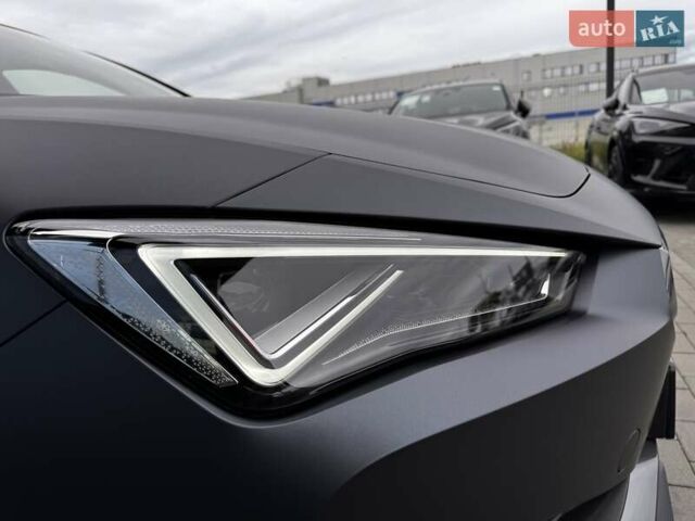 Серый Cupra Leon, объемом двигателя 1.98 л и пробегом 2 тыс. км за 41142 $, фото 8 на Automoto.ua