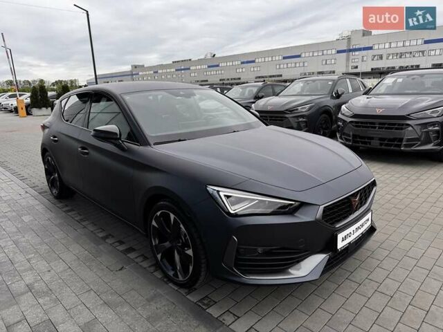 Серый Cupra Leon, объемом двигателя 1.98 л и пробегом 2 тыс. км за 41142 $, фото 6 на Automoto.ua