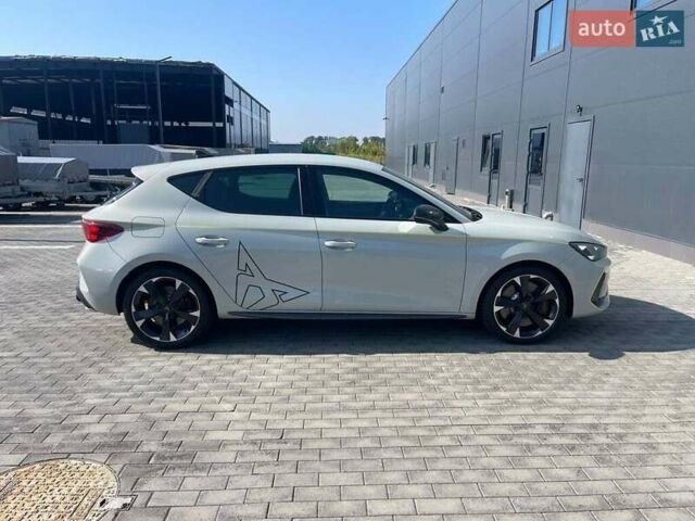 Серый Cupra Leon, объемом двигателя 1.98 л и пробегом 14 тыс. км за 40000 $, фото 4 на Automoto.ua