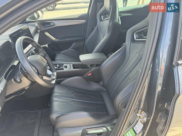 Сірий Cupra Leon, об'ємом двигуна 1.98 л та пробігом 22 тис. км за 41999 $, фото 15 на Automoto.ua