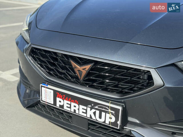 Сірий Cupra Leon, об'ємом двигуна 1.98 л та пробігом 22 тис. км за 41999 $, фото 5 на Automoto.ua