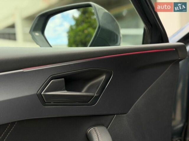 Серый Cupra Leon, объемом двигателя 1.98 л и пробегом 33 тыс. км за 35500 $, фото 13 на Automoto.ua